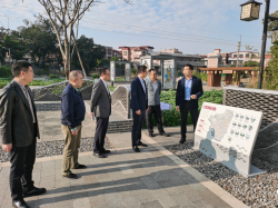 市生態(tài)環(huán)境局黨組書記、局長(zhǎng)陳振華到我局“百